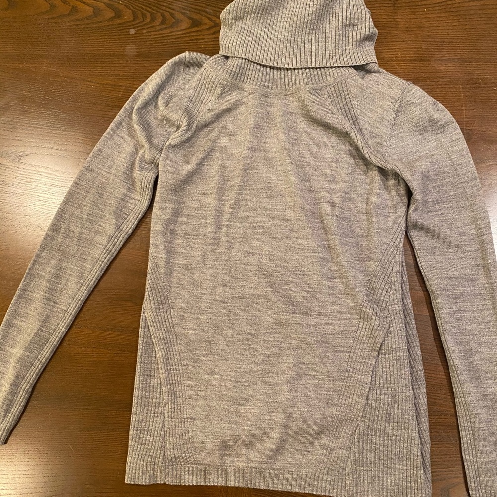 NWOT Lululemon Turtleneck Sweater